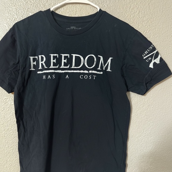 Grunt Style Men's Black Tee with White "FREEDOM HAS A COST" Graphic - Picture 2 of 4